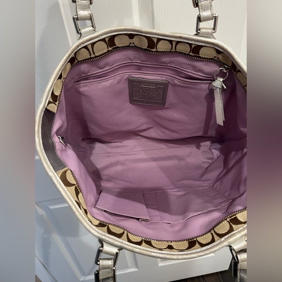 Coach Signature Khaki C Platinum Metallic Trim Beaded Gallery Tote Bag Purse - Picture 12 of 12